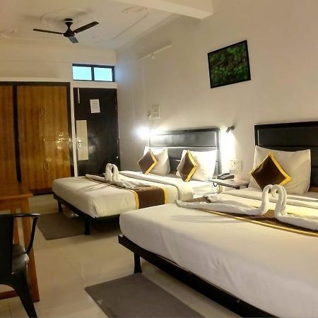 Holidayy Inn Prayagraj Exterior foto