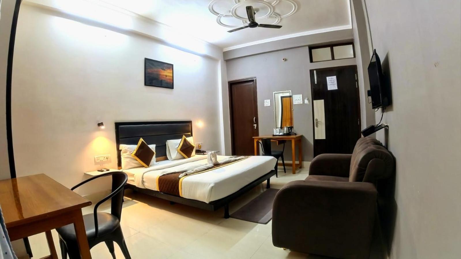 Holidayy Inn Prayagraj Exterior foto